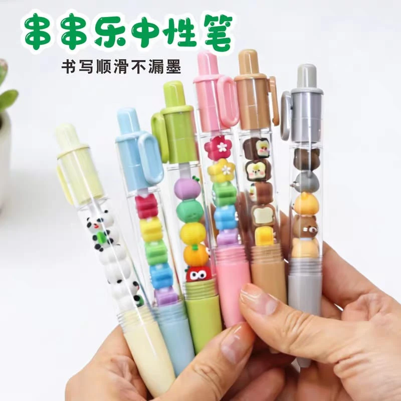 أقلام مزينة بشخصيات داخلية