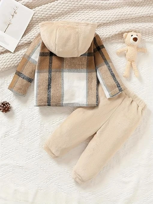 طقم ملابس للاولاد الصغار مكون من جاكيت كاروهات وسروال