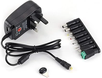 مصدر طاقة يونيفرسال 30 واط بتيار متردد مستمر مع 8 مقابس تحويل لـ 3 4.5 5 6 7.5 9